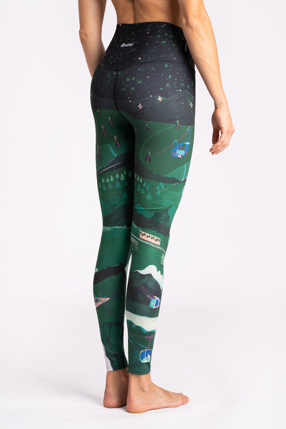 Leggings Bergbahnen in der Abenddämmerung