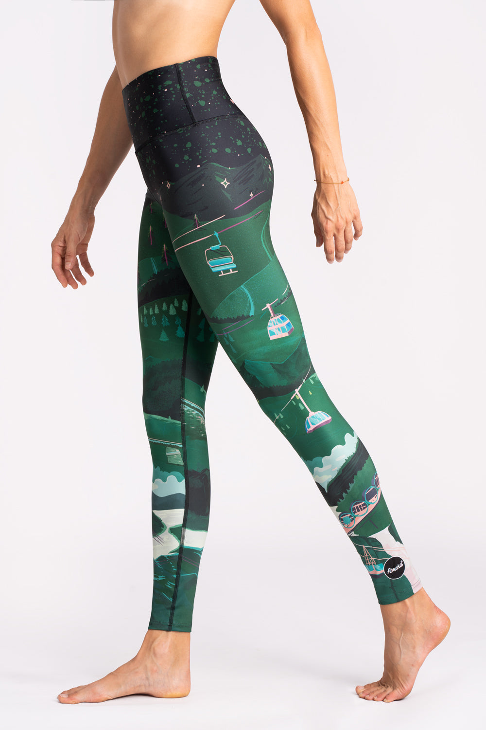 Leggings Bergbahnen in der Abenddämmerung